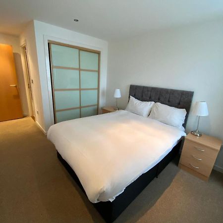 Grand Harbour Apartments Эдинбург Экстерьер фото