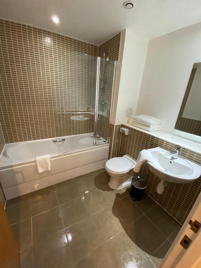 Grand Harbour Apartments Эдинбург Экстерьер фото